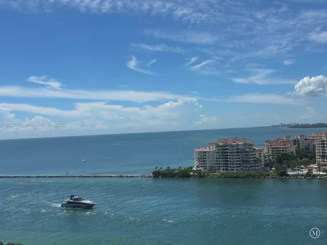 Продажа квартиры #2003 - фото 7331914