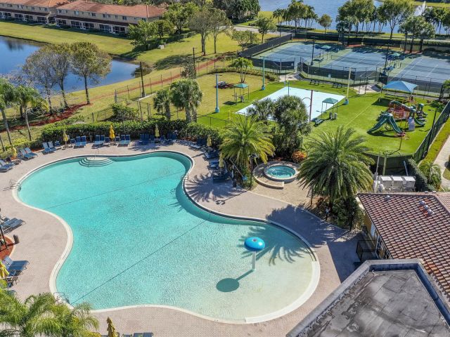 Дом в аренду по адресу 3298 Turtle Cove - фото 6737232