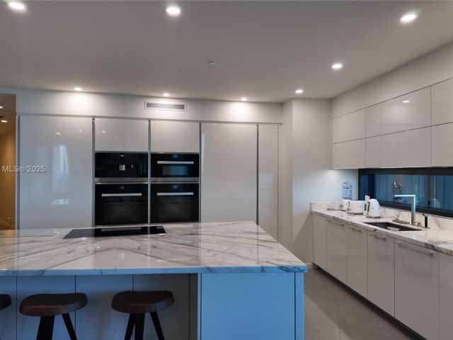 Продажа квартиры #905 - фото 6746706