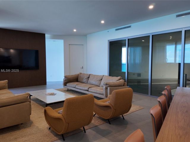 Продажа квартиры #905 - фото 6746709