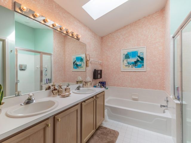 Продажа дома по адресу 4135 Culpeper Court - фото 6760830