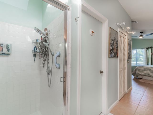 Продажа дома по адресу 4135 Culpeper Court - фото 6760831