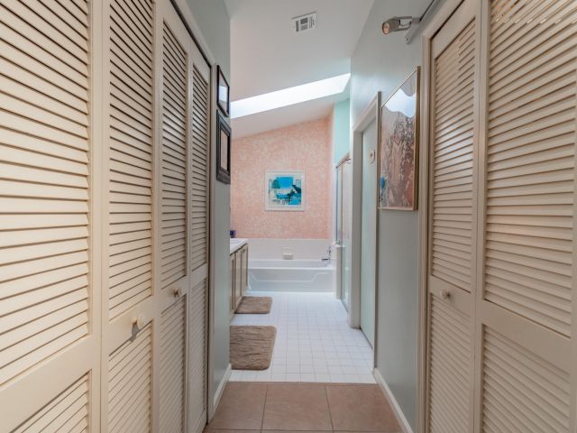 Продажа дома по адресу 4135 Culpeper Court - фото 6760832