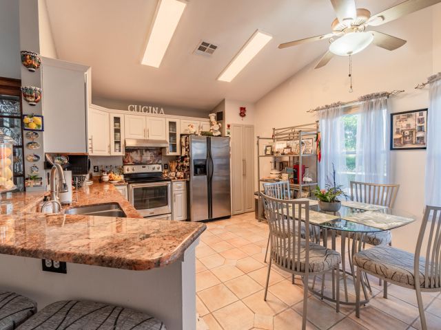 Продажа дома по адресу 4135 Culpeper Court - фото 6760839