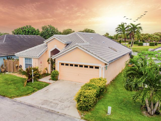 Продажа дома по адресу 4135 Culpeper Court - фото 6760848