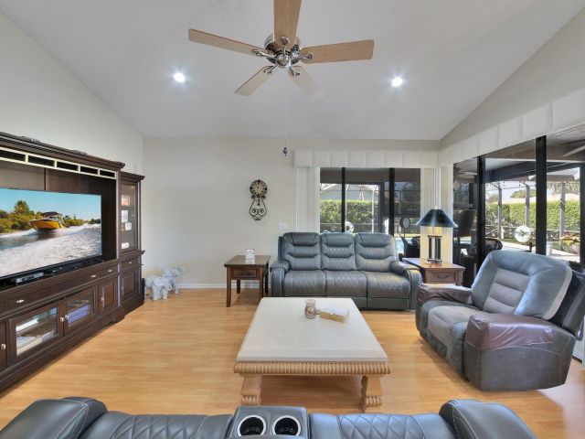 Продажа дома по адресу 19261 Cherry Hills Terrace - фото 6748602