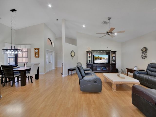 Продажа дома по адресу 19261 Cherry Hills Terrace - фото 6748604