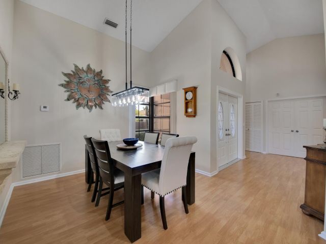 Продажа дома по адресу 19261 Cherry Hills Terrace - фото 6748607