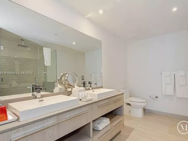 Продажа квартиры #R1709 - фото 6736132