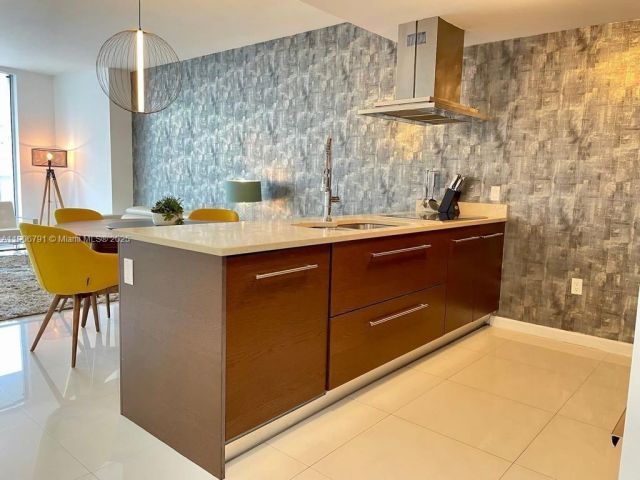 Квартира в аренду номер3607 - фото 6738958