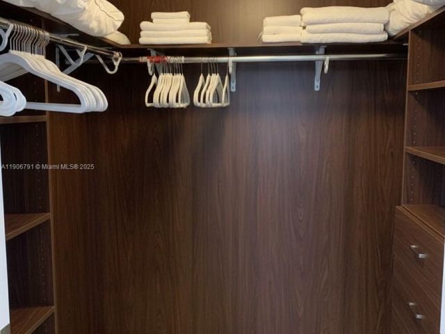 Квартира в аренду номер3607 - фото 6738962