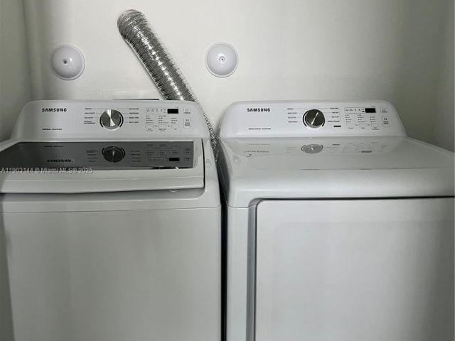 Дом в аренду по адресу 10030 SW 228th Ter - фото 7459361