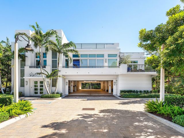 Продажа дома по адресу 226 Palm Court - фото 6737351