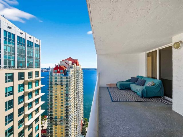 Продажа квартиры #3914 - фото 6767928