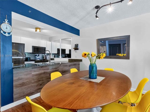 Продажа квартиры #3914 - фото 6767930