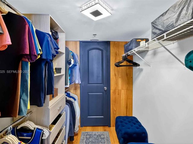 Продажа квартиры #3914 - фото 6767937