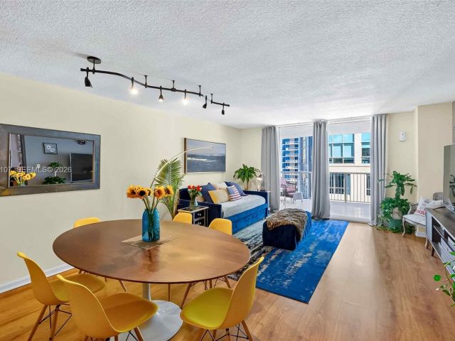 Квартира в аренду номер3914 - фото 6738598