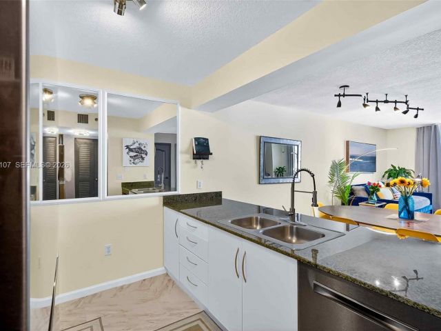 Квартира в аренду номер3914 - фото 6738611