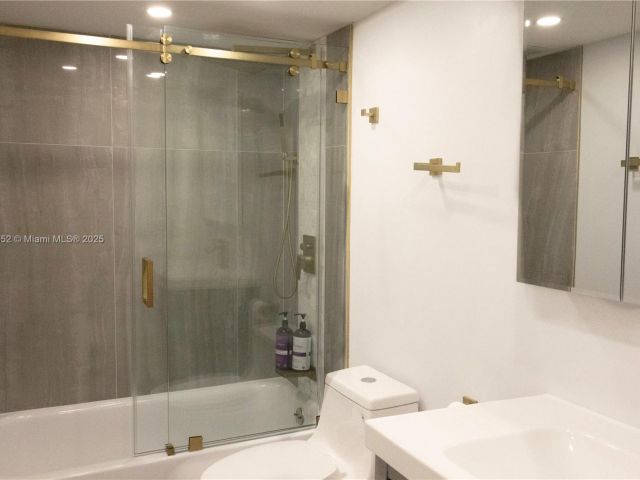 Продажа квартиры #1523 - фото 7430578