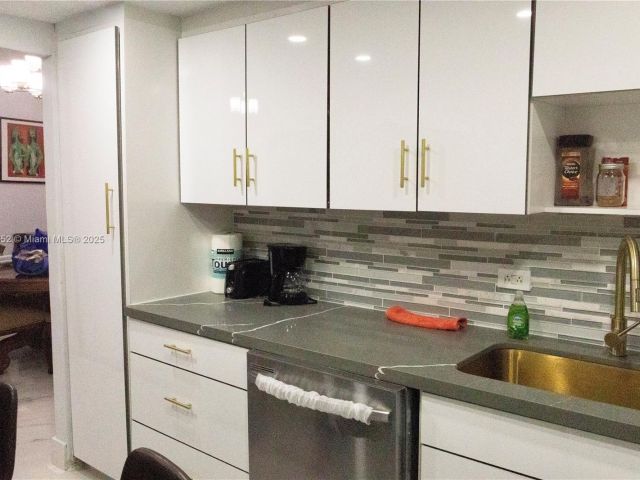 Продажа квартиры #1523 - фото 7430589