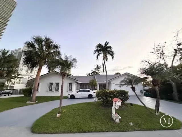 Продажа дома по адресу 204 191st St - фото 6737489