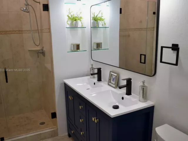 Дом в аренду по адресу 3221 SW 93rd Pl - фото 6738936