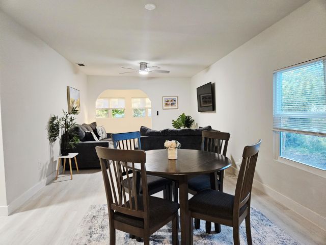 Продажа дома по адресу 719 Briggs Street - фото 6740163