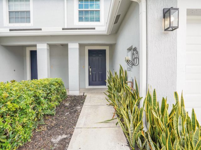 Дом в аренду по адресу 16207 Sierra Palms Drive - фото 6742731