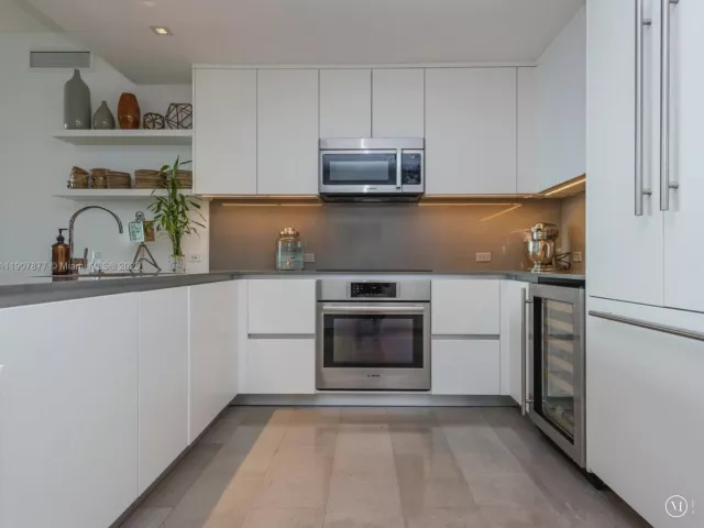 Продажа квартиры #2304 - фото 6742855