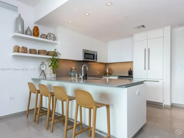 Продажа квартиры #2304 - фото 6742856