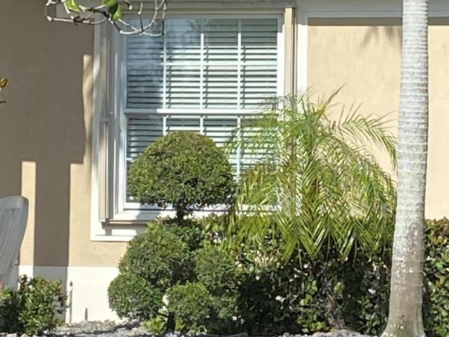 Дом в аренду по адресу 9333 Silent Oak Circle - фото 6742762