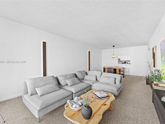 Продажа квартиры #1017 - фото 7444668