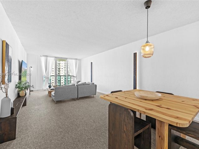 Продажа квартиры #1017 - фото 7444669