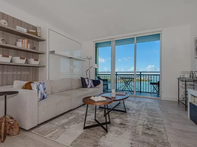 Продажа квартиры #2506 - фото 6743034