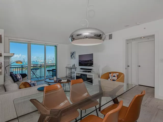 Продажа квартиры #2506 - фото 6743035