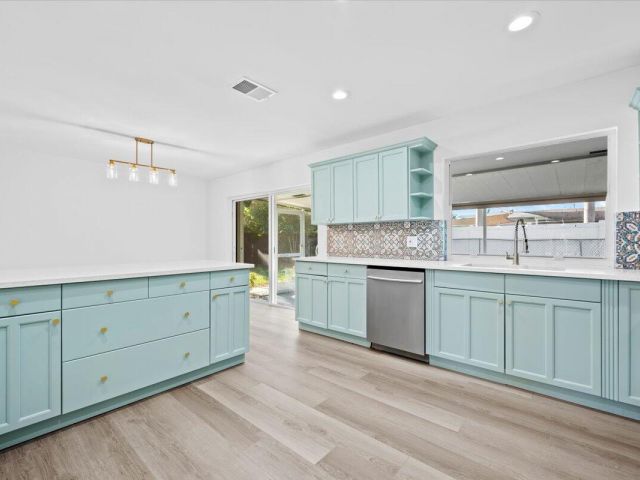 Продажа дома по адресу 514 Jaeger Drive - фото 6743797