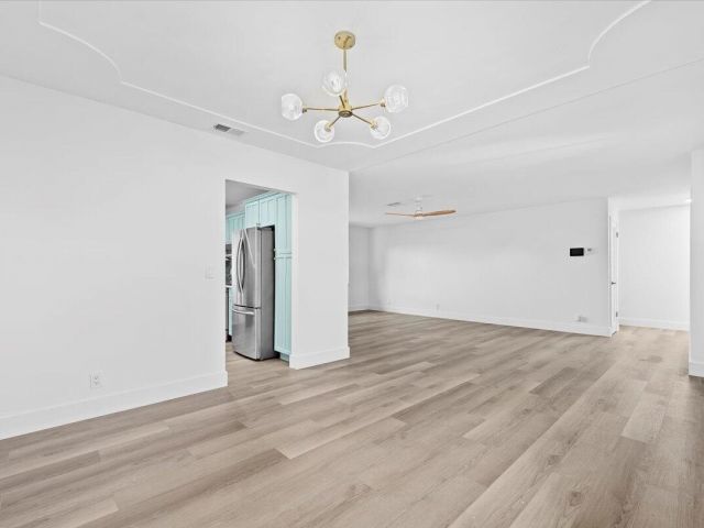 Продажа дома по адресу 514 Jaeger Drive - фото 6743804