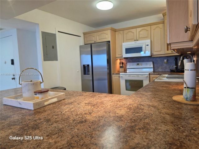 Квартира в аренду номер1401 - фото 6807668