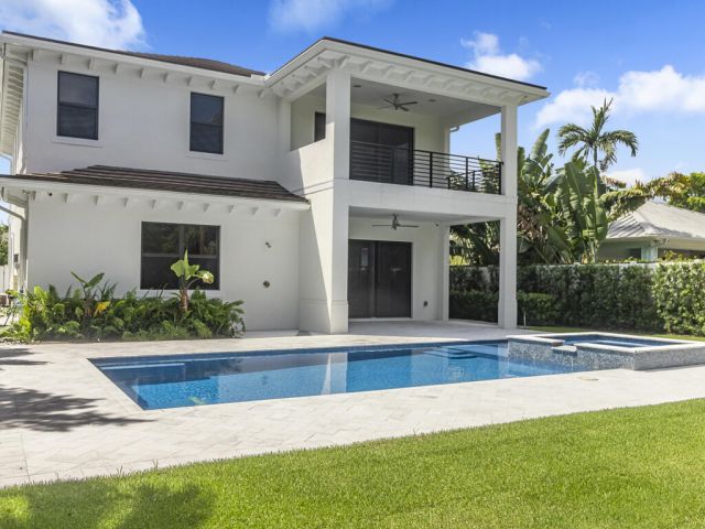 Продажа дома по адресу 245 Alhambra Place - фото 6743969