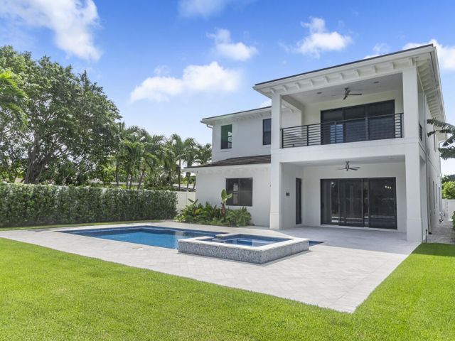 Продажа дома по адресу 245 Alhambra Place - фото 6743971