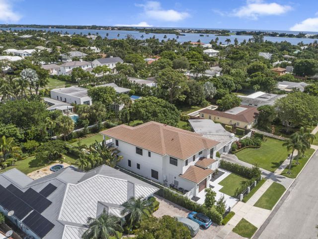 Продажа дома по адресу 245 Alhambra Place - фото 6743973