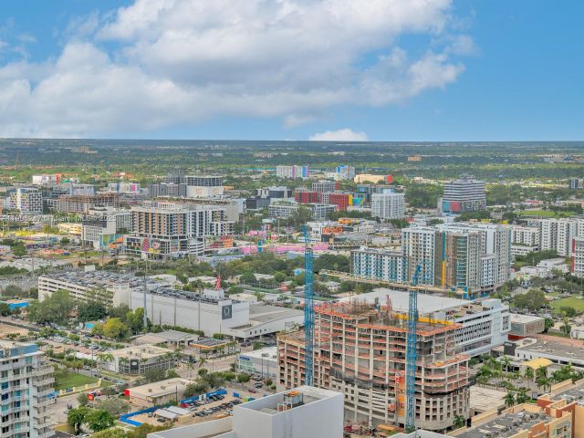 Продажа квартиры #4503 - фото 7429755