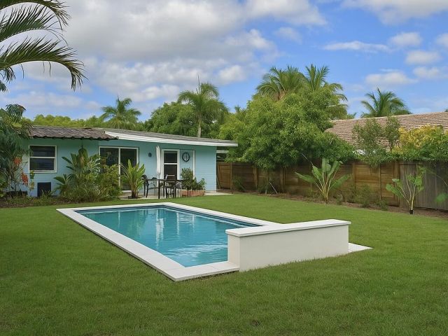 Дом в аренду по адресу 376 SW 2nd Street - фото 6830172