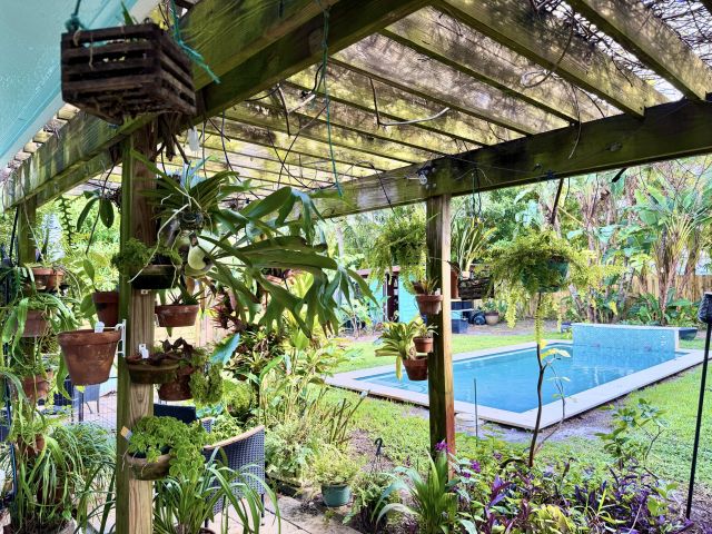 Дом в аренду по адресу 376 SW 2nd Street - фото 6830175