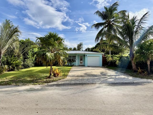 Дом в аренду по адресу 376 SW 2nd Street - фото 6830187