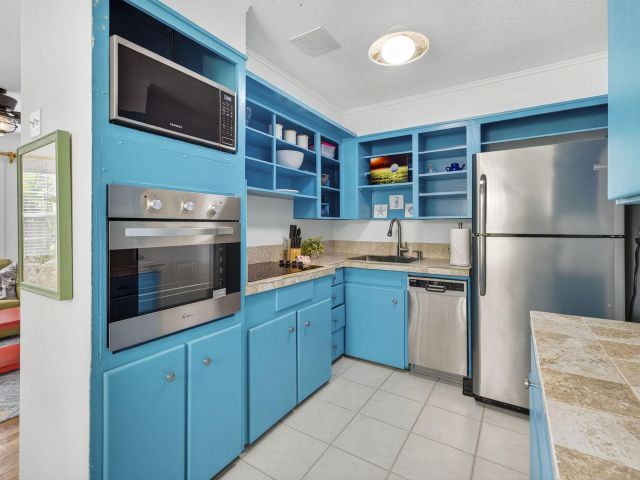 Продажа дома по адресу 6916 Garden Avenue - фото 6775117