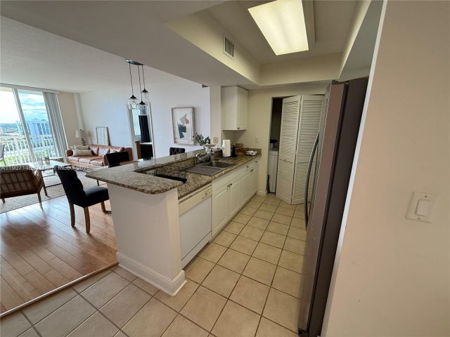 Квартира в аренду номер1405 - фото 7438460