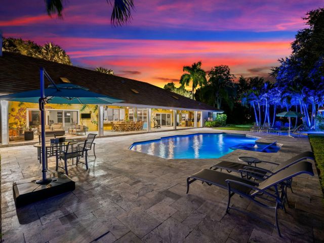 Продажа дома по адресу 17888 Fieldbrook Circle W - фото 6766456