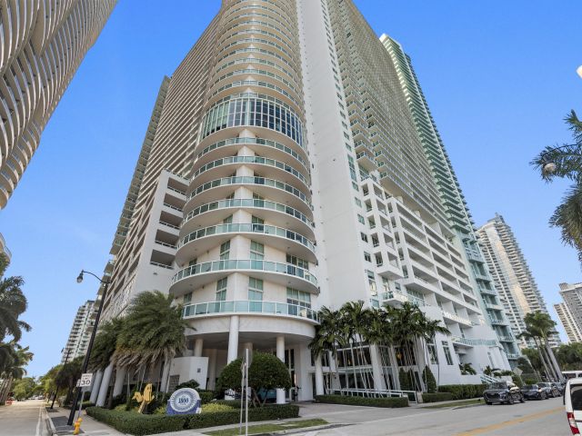 Продажа квартиры #3802 - фото 6757124