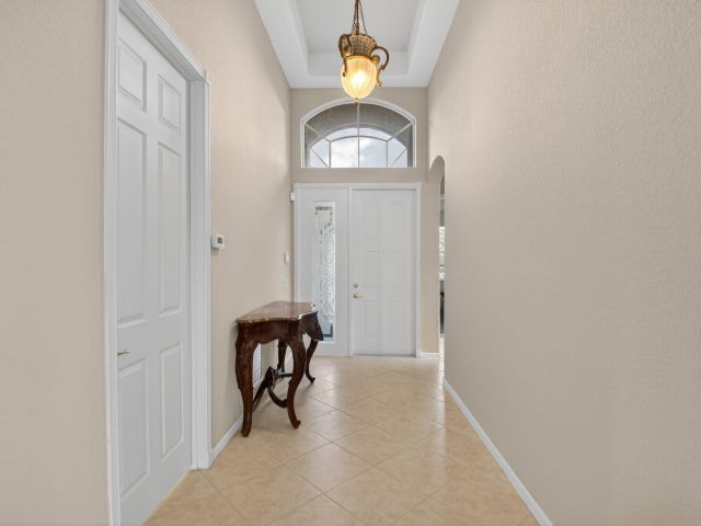 Продажа дома по адресу 13571 Morocca Lake Lane - фото 6764936